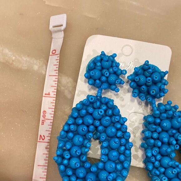 Blue Beaded drop earrings - Picture 2 of 3